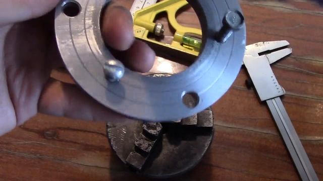 Неудачный переходник для токарного патрона смотреть онлайн