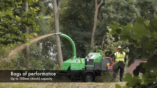 GreenMech Arborist 130 в работе