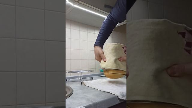 Выпекание хлеба в хлебопечке Gorenje BM910WII (часть 3. Завершение выпекания) смотреть онлайн