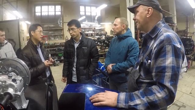 Небольшой фрагмент общения с нашими друзей из солнечного Китая смотреть онлайн