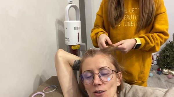 ВЛОГ Прическа от Киры / Кира режет мама носит / семейные влоги