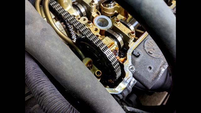 Suzuki Liana 2006 г.в. замена прокладки клапанной крышки смотреть онлайн