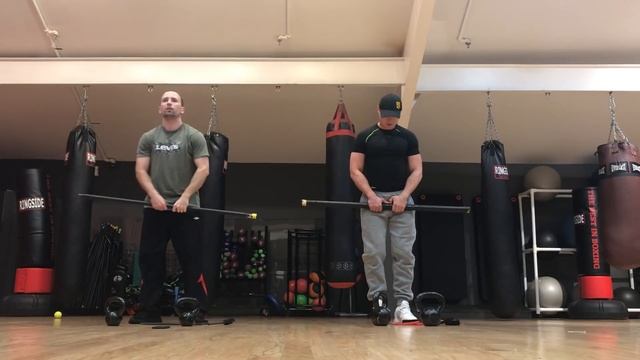 Alex Lee - Полезные Советы ( Силовая Тренировка - Плечи ) смотреть онлайн