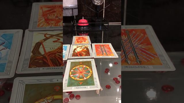 Он хочет восстановить отношения?Таро смотреть онлайн