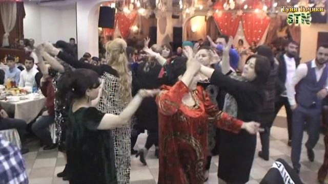 ТУЙИ ТОЧИКИ //РАКСХОИ ЗЕБОИ ТОЧИКИ// БАЗМИ ТУЙЁНА 2019, ТАДЖИКСКАЯ СВАДЬБА, TAJIK DANCE,туй,عرس_طاج смотреть онлайн
