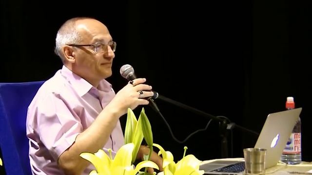 Кто в паре должен любить больше - мужчина или женщина? Смотрите без рекламы! смотреть онлайн