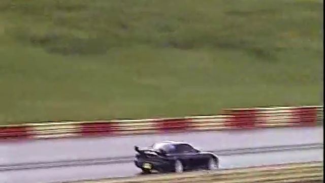 RX7 vs Civic Type R- 1/4 mile drag смотреть онлайн