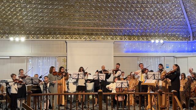 ПРИДИТЕ К МЛАДЕНЦУ / струнный оркестр смотреть онлайн