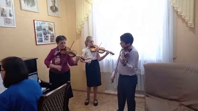 Попурри на т пес Е Крылатова смотреть онлайн
