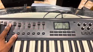 M-Audio Axiom 61 Midi controller ( Wilson’s music instruments 03371476660 )
