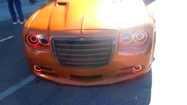SEMA 2014, Oracle Halos with RGB Option Demo смотреть онлайн