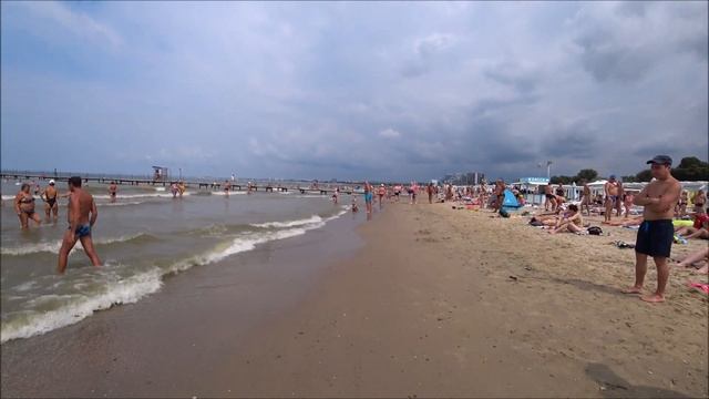 Это шоо такое! Центральный пляж Анапа 2021 смотреть онлайн