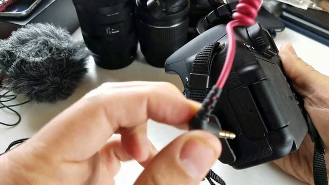 How to Use/Setup External Mic on Canon Rebel T6i смотреть онлайн