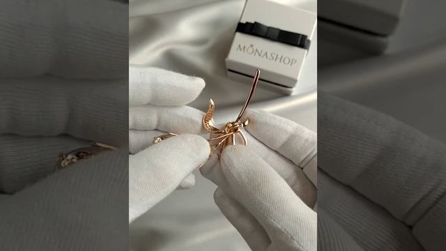 Брошь Цветок коалы с серыми опалами и кристаллами (Артикул BR031584308) смотреть онлайн