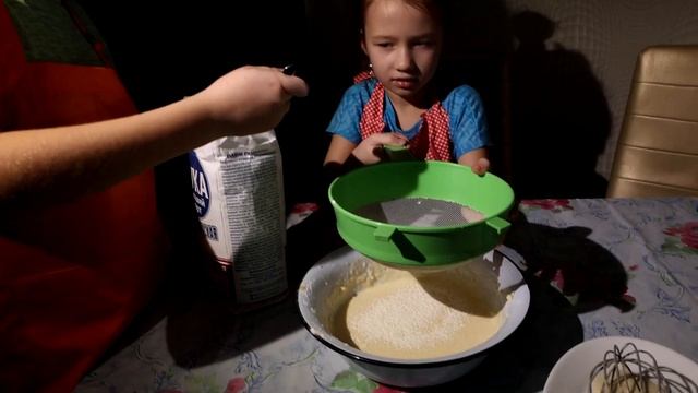 Семейное приготовление национального блюда смотреть онлайн