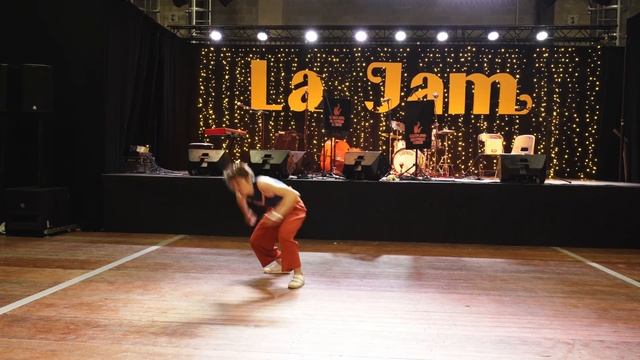 La Jam Barcelona 2023 - 60 Seconds Showcase Too Loud or Not Too Loud смотреть онлайн