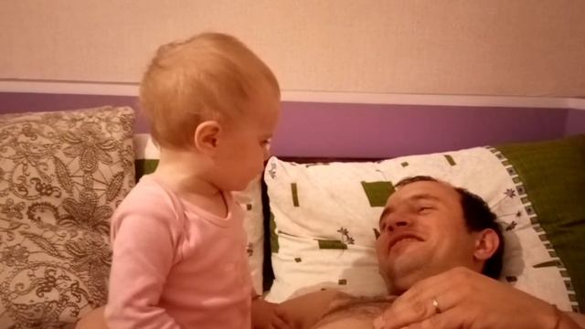 Смеялась до слез! Дача ругает папу. Смотреть всем! !