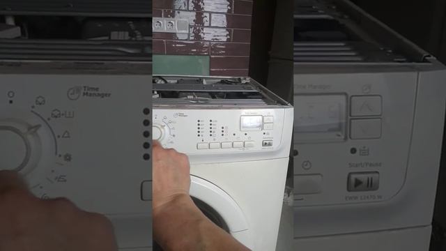Сервисный тест стиральной машины Electrolux. Ошибка Ed4 смотреть онлайн