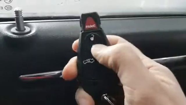 Chrysler 300C. Изготовление и программирование дополнительных ключей в "Мастер Вольт" г.Ижевск смотреть онлайн