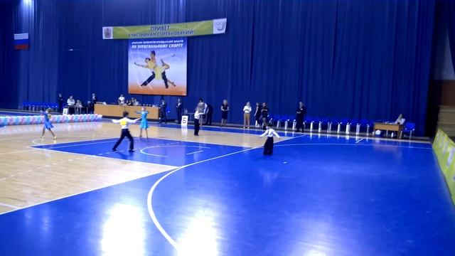 спортивно-бальные танцы "Соло"- Ескендиру 4 года в 1 раз смотреть онлайн