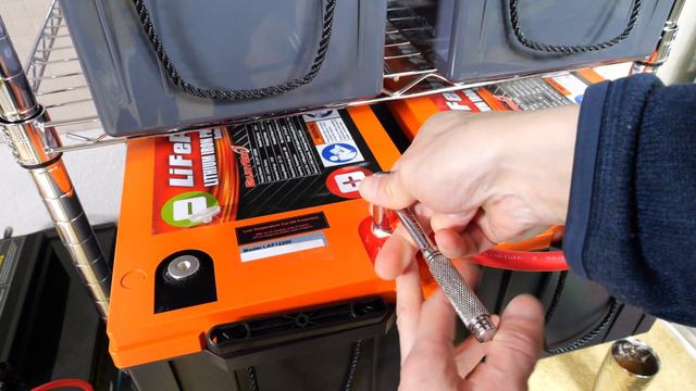 Monster 20kWh Capacity using 12V 200Ah LiTime Batteries смотреть онлайн