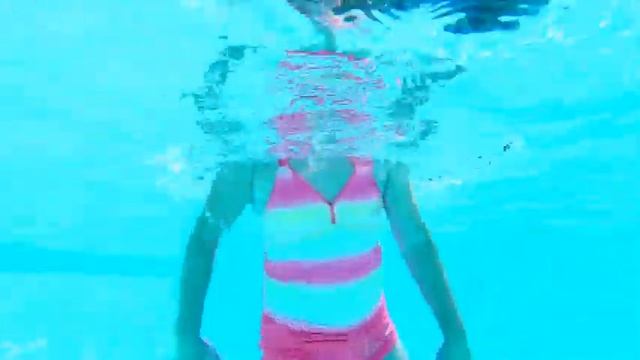 ОДИН ДЕНЬ В БАССЕЙНЕ. БАССЕЙН АРКОНКА В ЩЕЦИНЕ. ГОРОДСКОЙ БАССЕЙН В ПОЛЬШЕ #FamilyMinka смотреть онлайн