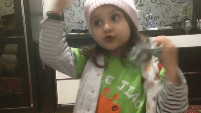 Хочу лак сделать, помаду, причёску, королевой стать хочу, страшной быть, баба ягой стать хочу смотреть онлайн