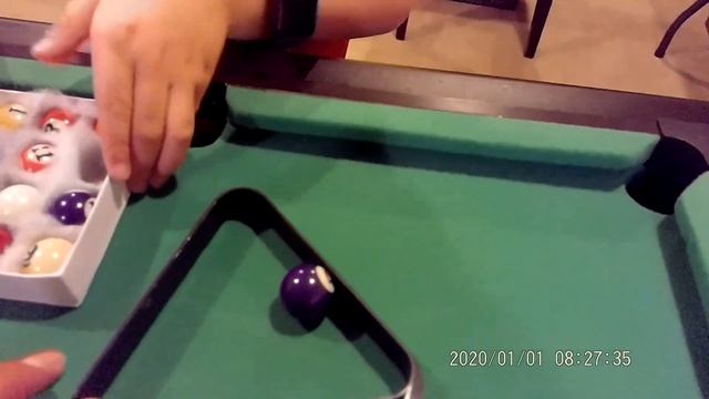 Table Top Billiard: Mini Pool Table смотреть онлайн