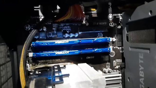 Placa de video Gigabyte 3060 Eagle 12 Gb, pal nas memórias com fonte corsair 500w falta potência смотреть онлайн
