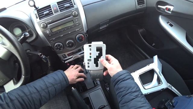 Тойота Королла E150. Замена лампы в подсветке селектора АКПП.