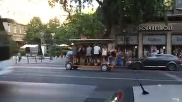 Будапешт. Пивная на колёсах смотреть онлайн