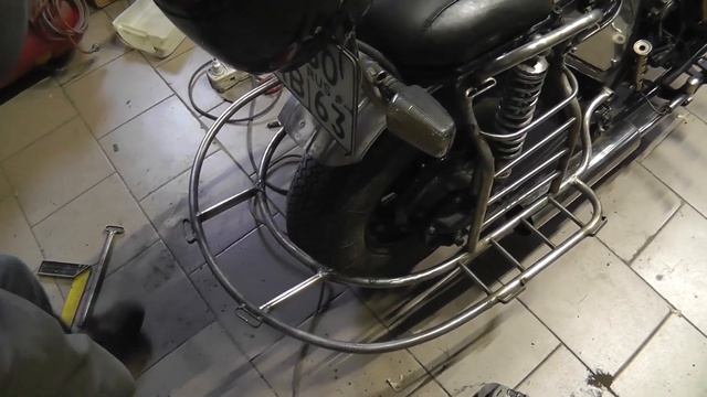 Усиление багажника самодельного мотоцикла с двигателем от авто/ Зазоцикл своими руками/ Тридцатка смотреть онлайн