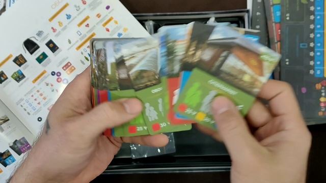 Распаковка настольной игры "Гегемония. Классовая борьба" смотреть онлайн