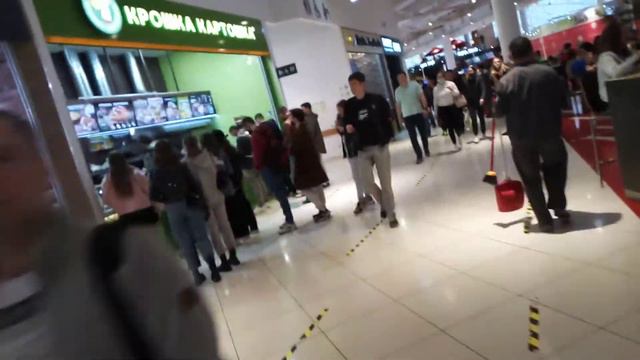 ФУДКОРТ смотреть онлайн