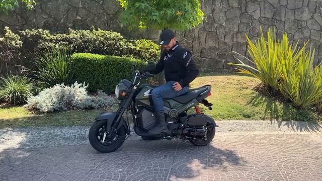 Honda NAVI 2023 - ¡Podría ser tu primera vez en dos ruedas! смотреть онлайн