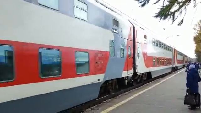 ЭП20-001!!! Прибывает на станцию Апатиты, с поездом №21!!! 13.10.2022г. смотреть онлайн