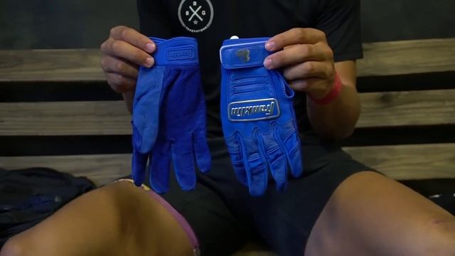 What's In My Baseball Bag? Ft. Druw Jones (Class Of 22 Outfielder / Vandy Commit) смотреть онлайн