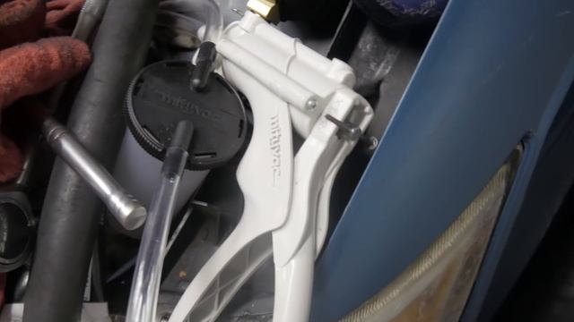 Saving the SUPERCHARGED MOM CAR! (Saturn ION Sedan) смотреть онлайн
