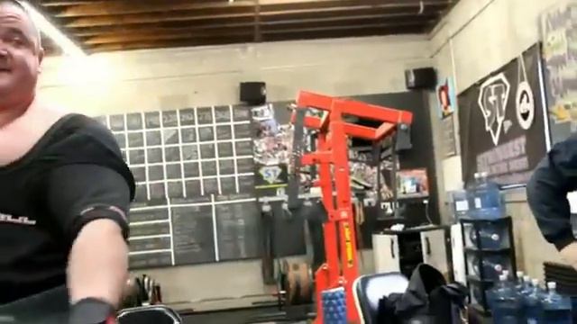 Mark Bell and Stan Efferding смотреть онлайн
