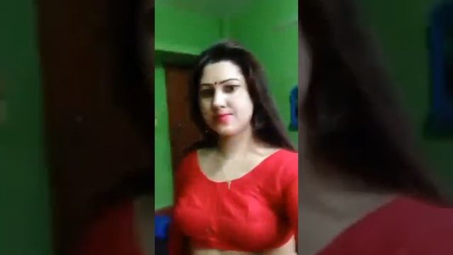 Indian Bhabhi Room Cleaning | DownBlouse Bhabhi Daily Routine #cleaning смотреть онлайн