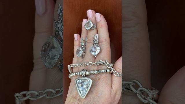 ГОРНЫЙ ХРУСТАЛЬ ручной огранки! Кольцо и серьги из серебра. Завод Невский. Колье бижутерия Цены👇 смотреть онлайн