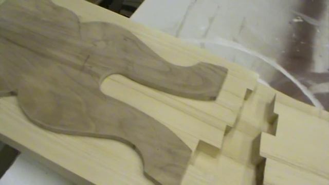 Очень красивый стул из обычной доски ! Сделай своим руками в домашних условиях ! смотреть онлайн