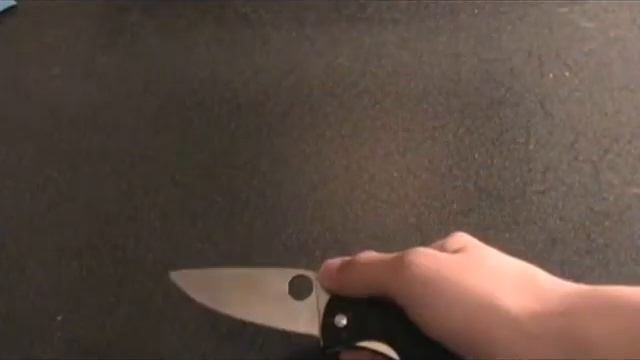 Spyderco Tenacious Review смотреть онлайн