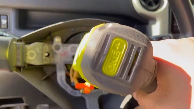 HOW TO SWAP SCION XB TOYOTA BB STEERING WHEEL 2006.5 смотреть онлайн