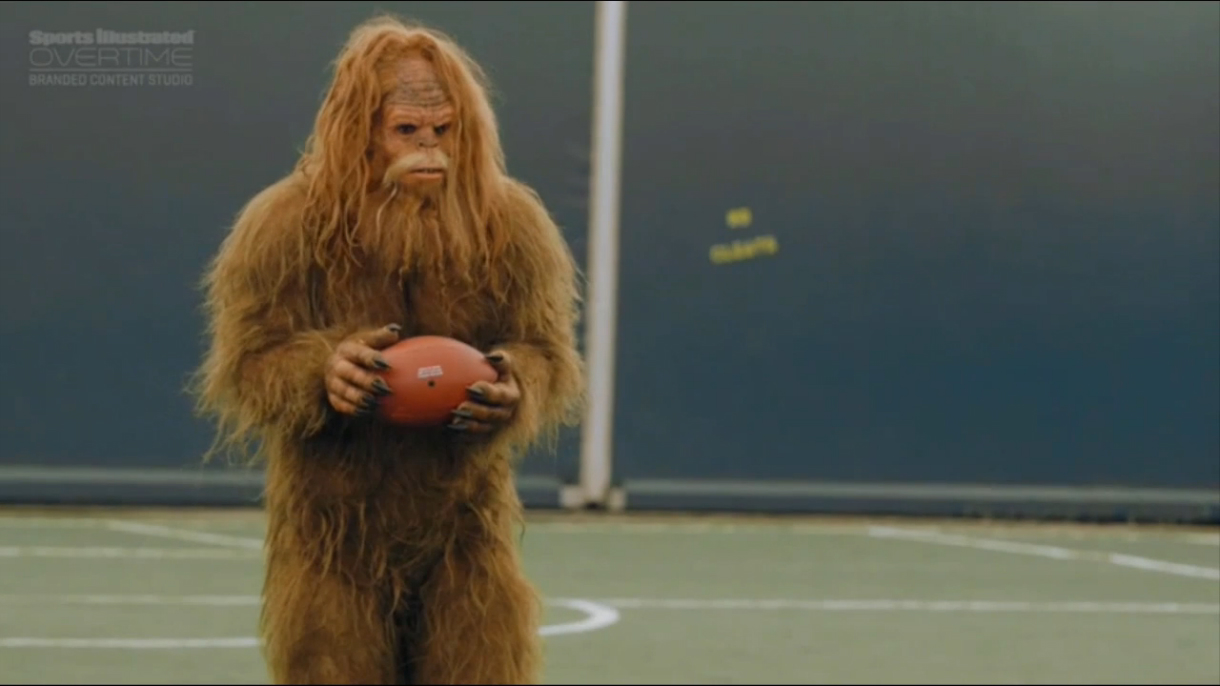 Sasquatch found an unlikely man-beast mentor: Clay Matthews смотреть онлайн