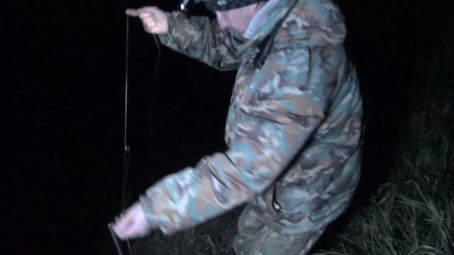 Ловля налима .Ночная рыбалка. смотреть онлайн