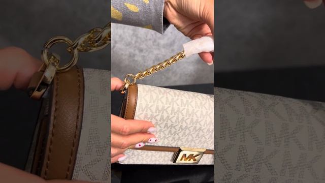 Распаковка сумки MICHAEL KORS Sonia Medium Logo And Faux Leather Convertible Shoulder Bag (vanilla) смотреть онлайн