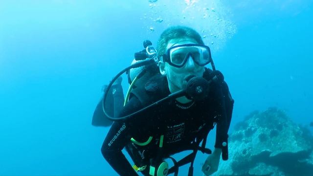 Diving in Bali - Padang Bai смотреть онлайн