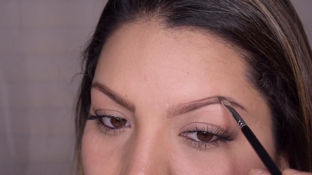 My Eyebrow Tutorial/Dora Ashley смотреть онлайн