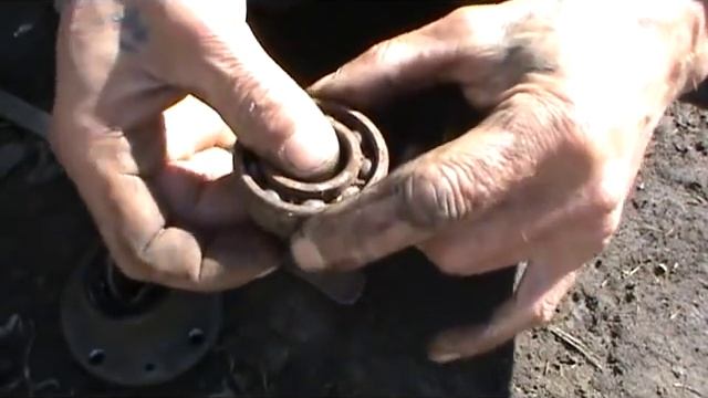 Как заменить подшипник задней ступицы ВАЗ. Сделай Сам! смотреть онлайн